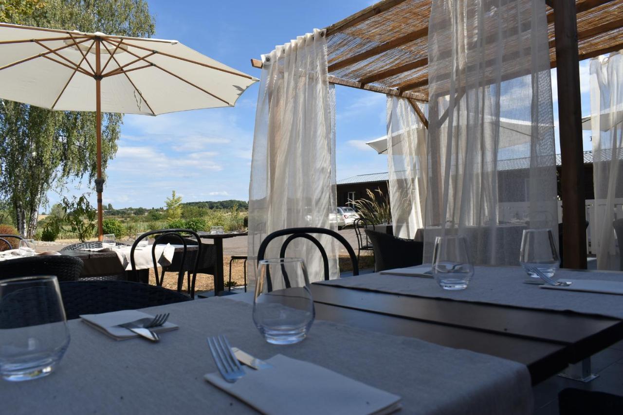 Le Cheval Blanc - Lac Du Der - Logis Hotel Giffaumont-Champaubert Εξωτερικό φωτογραφία